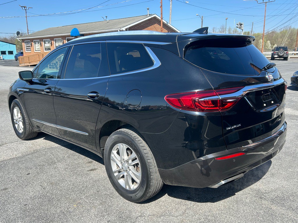 2018 Buick Enclave Image 3