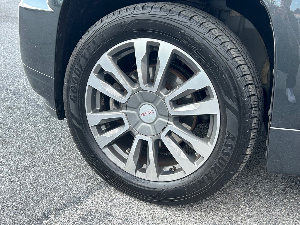 2017 GMC Terrain Image 9