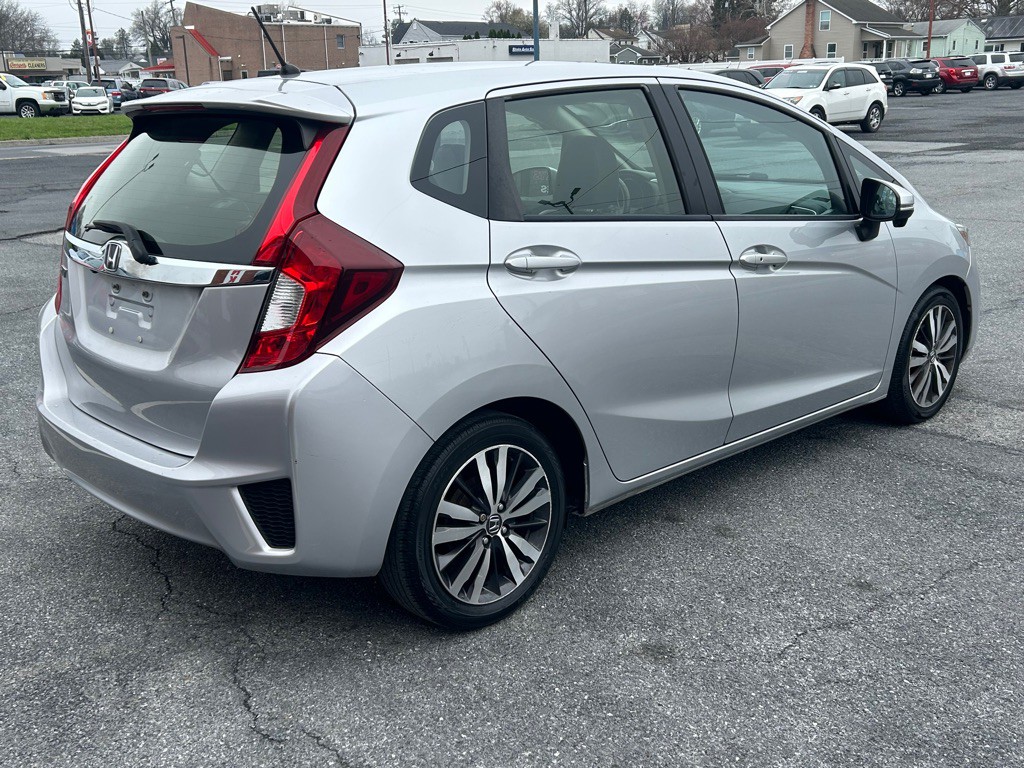 2016 Honda Fit Image 5