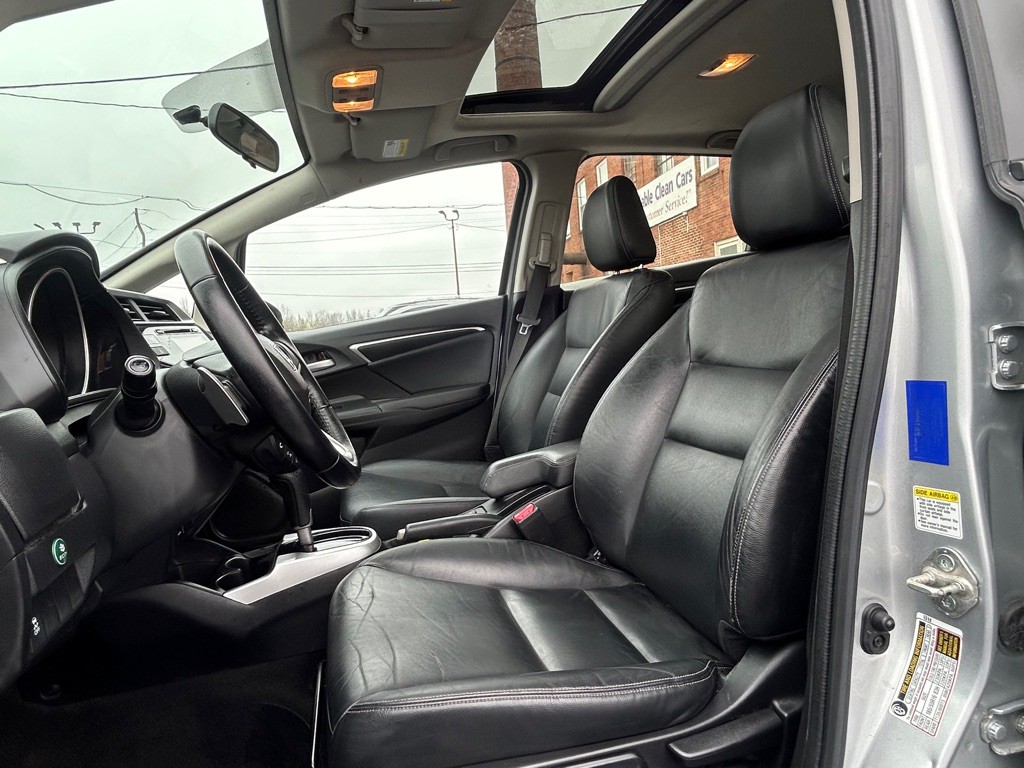 2016 Honda Fit Image 11