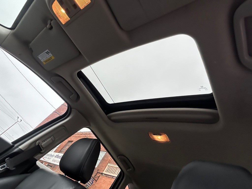 2016 Honda Fit Image 13