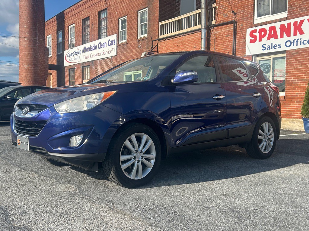 2011 Hyundai Tucson Image 1