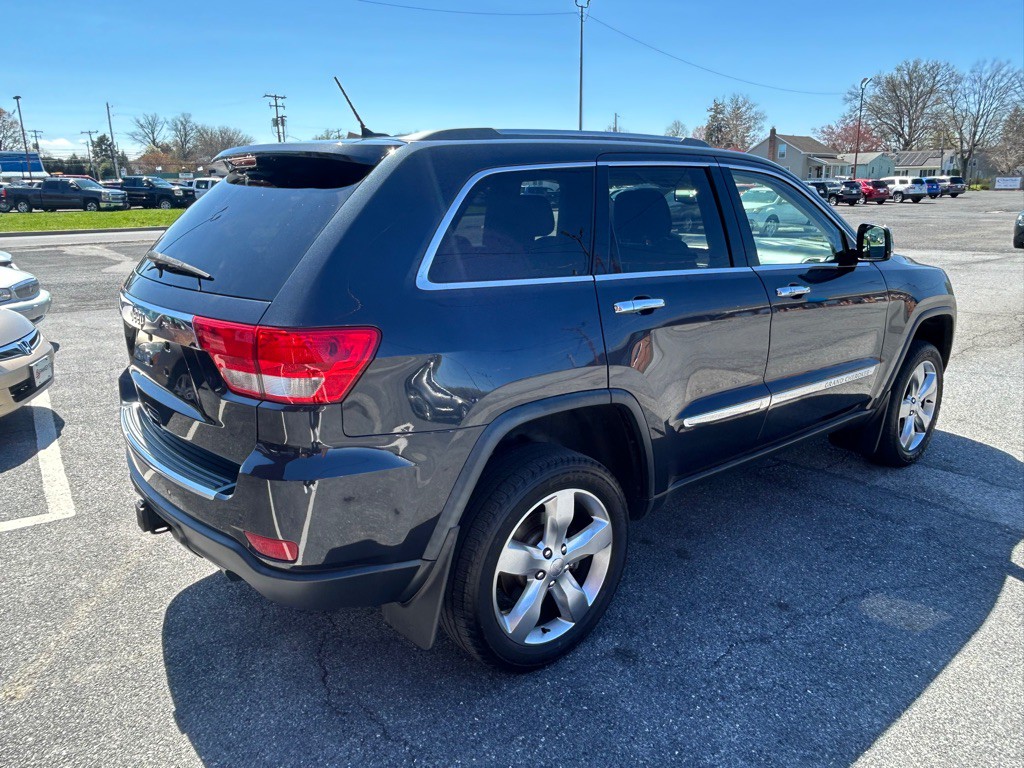 2012 Jeep Grand Cherokee Image 5