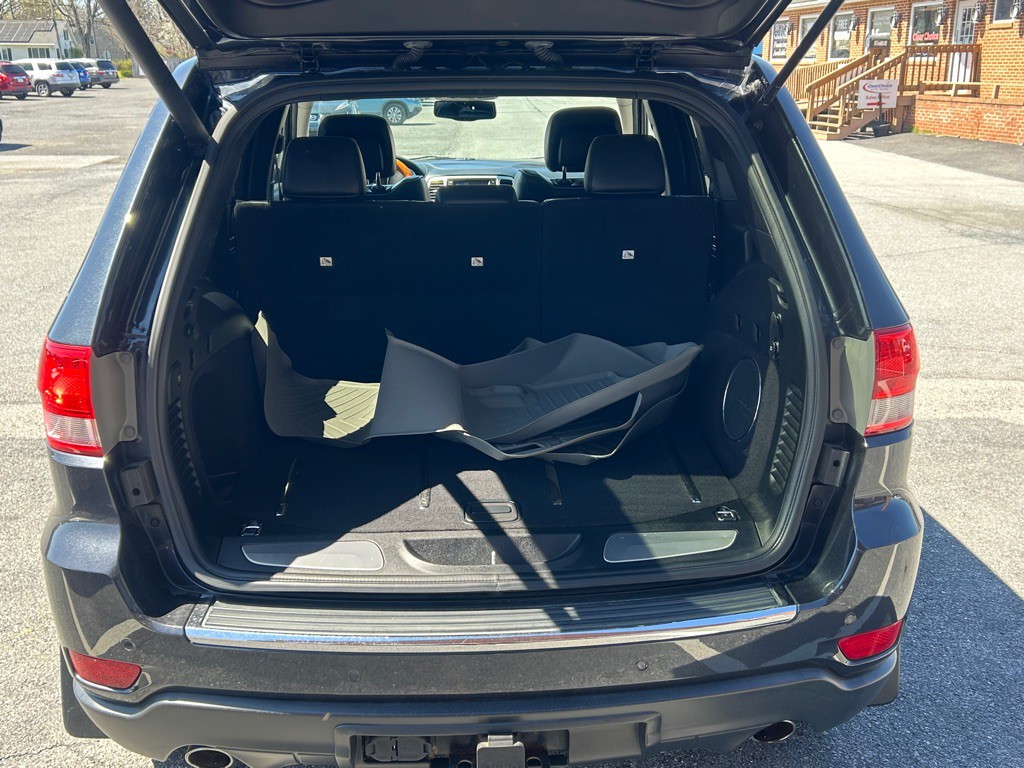 2012 Jeep Grand Cherokee Image 11