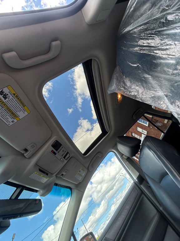 2017 Subaru Outback Image 17