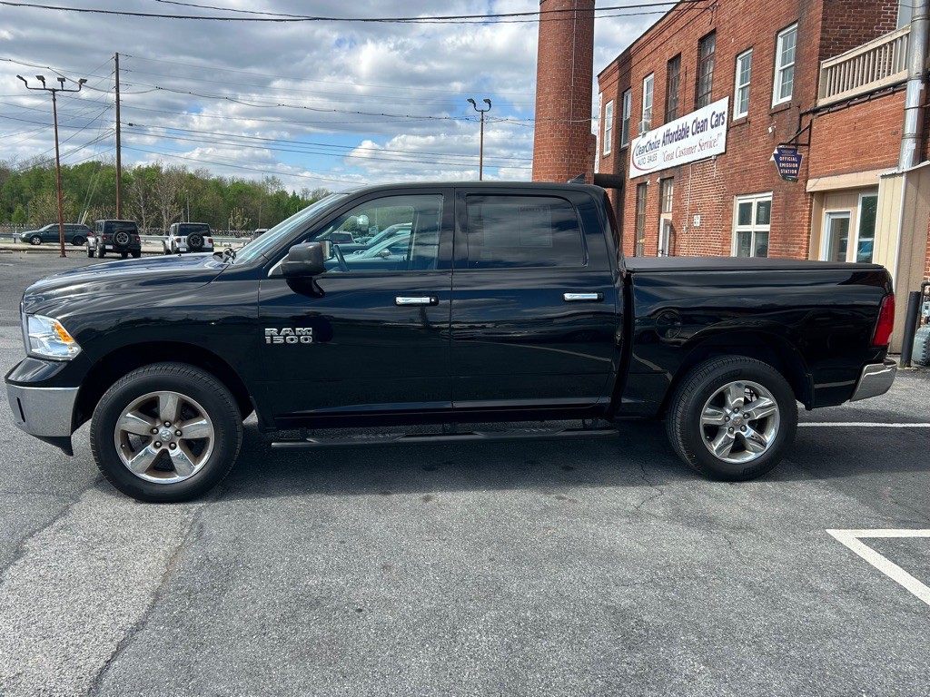 2015 RAM 1500 Image 2