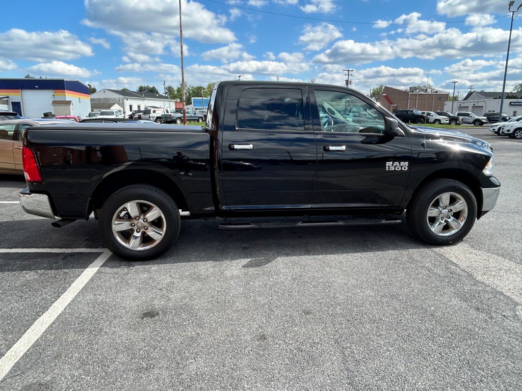 2015 RAM 1500 Image 6