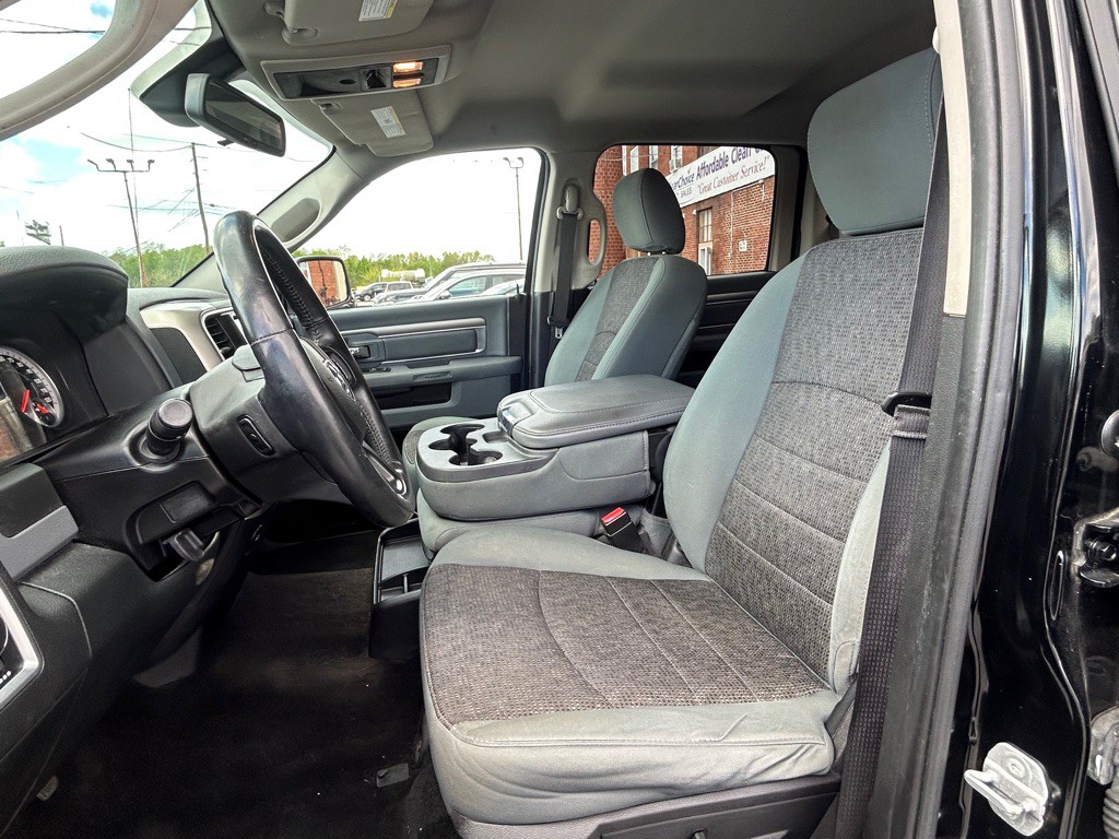 2015 RAM 1500 Image 14