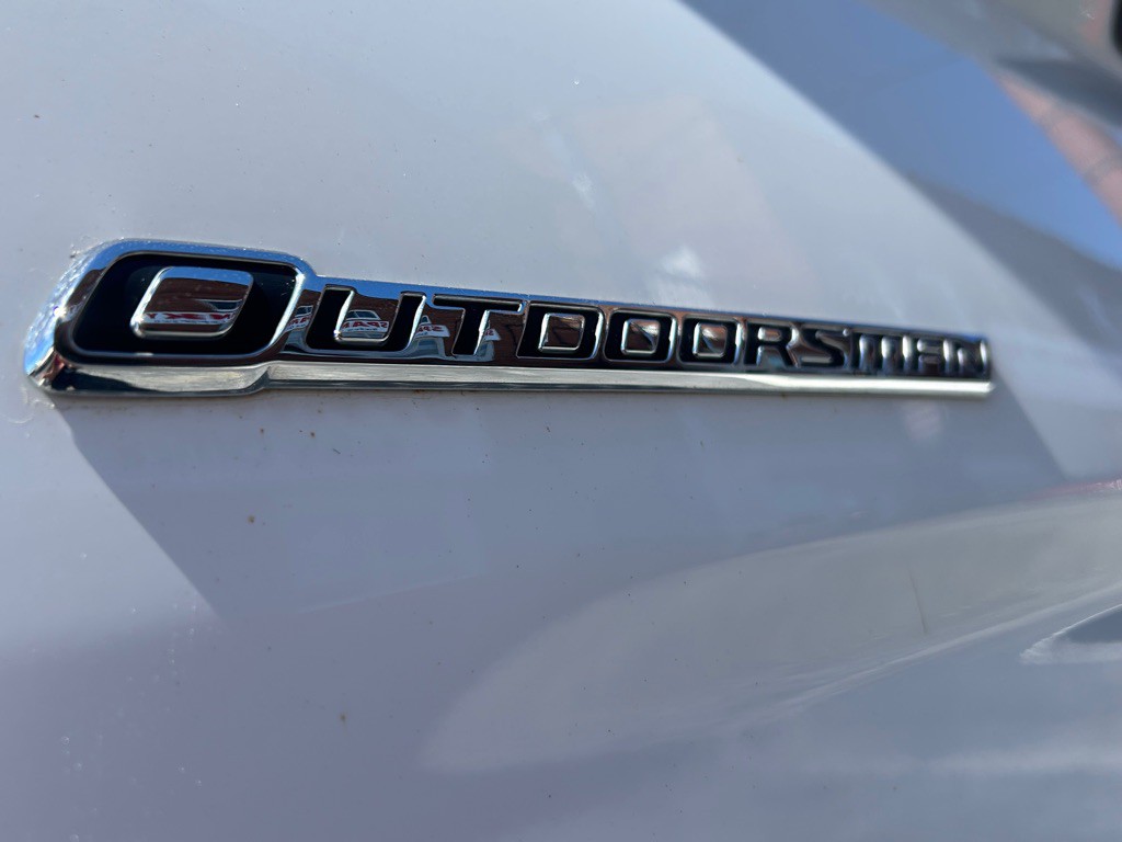 2016 RAM 1500 Image 11