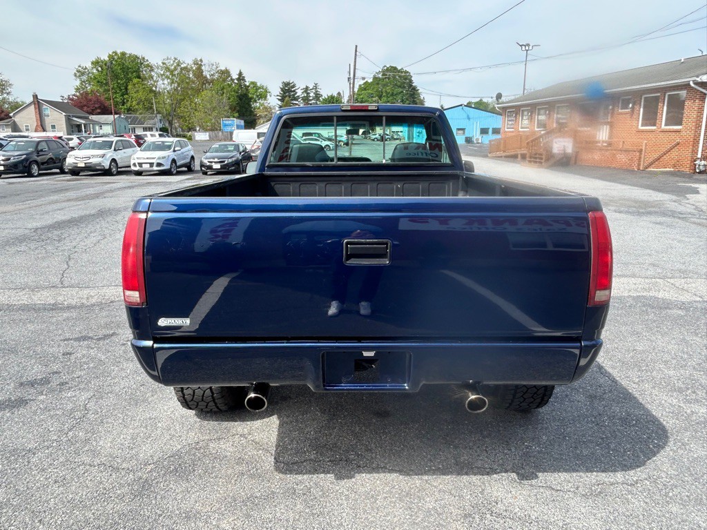1996 Chevrolet C/K Image 4