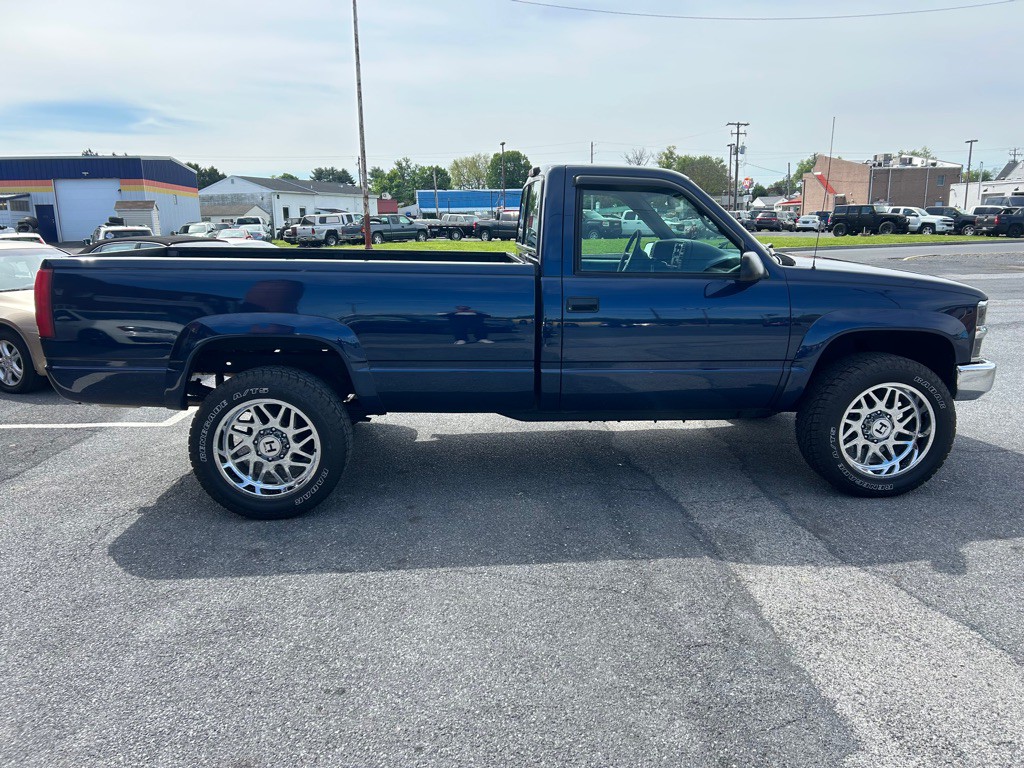 1996 Chevrolet C/K Image 6