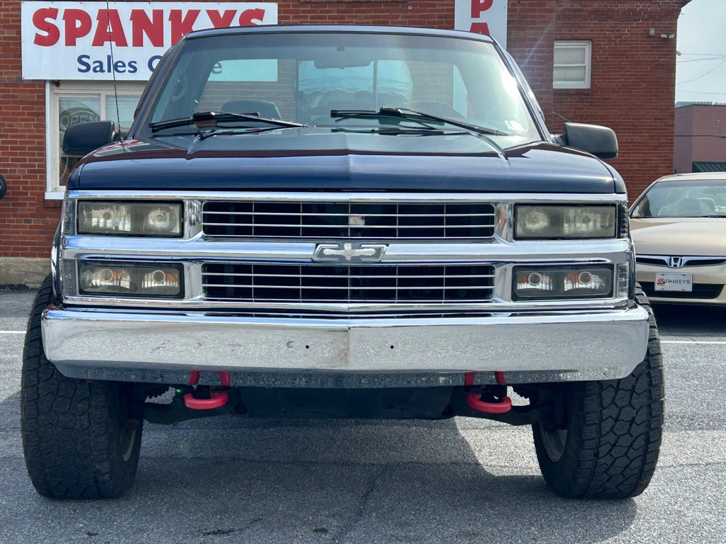 1996 Chevrolet C/K Image 8