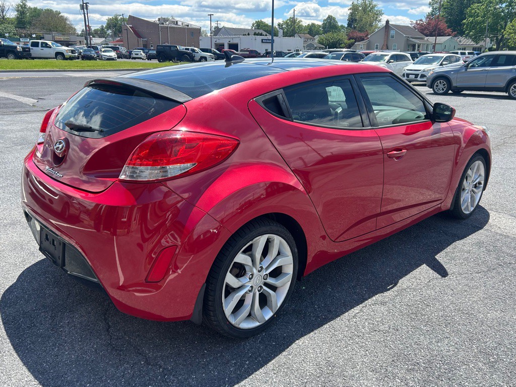 2013 Hyundai Veloster Image 5