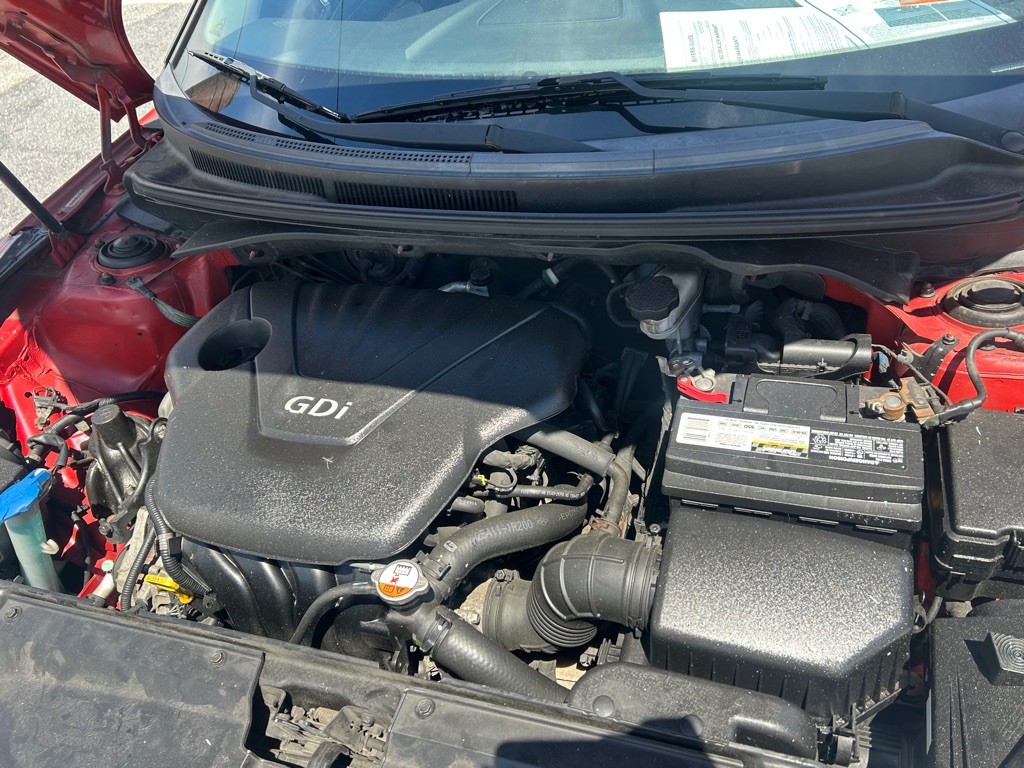 2013 Hyundai Veloster Image 15