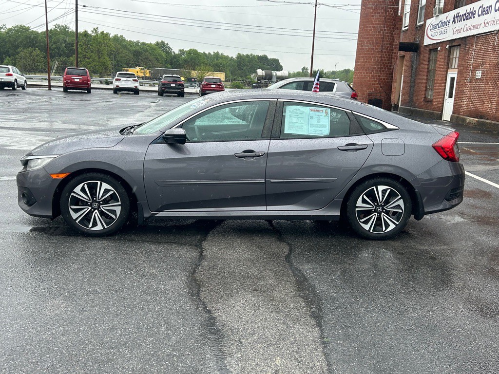 2017 Honda Civic Image 2