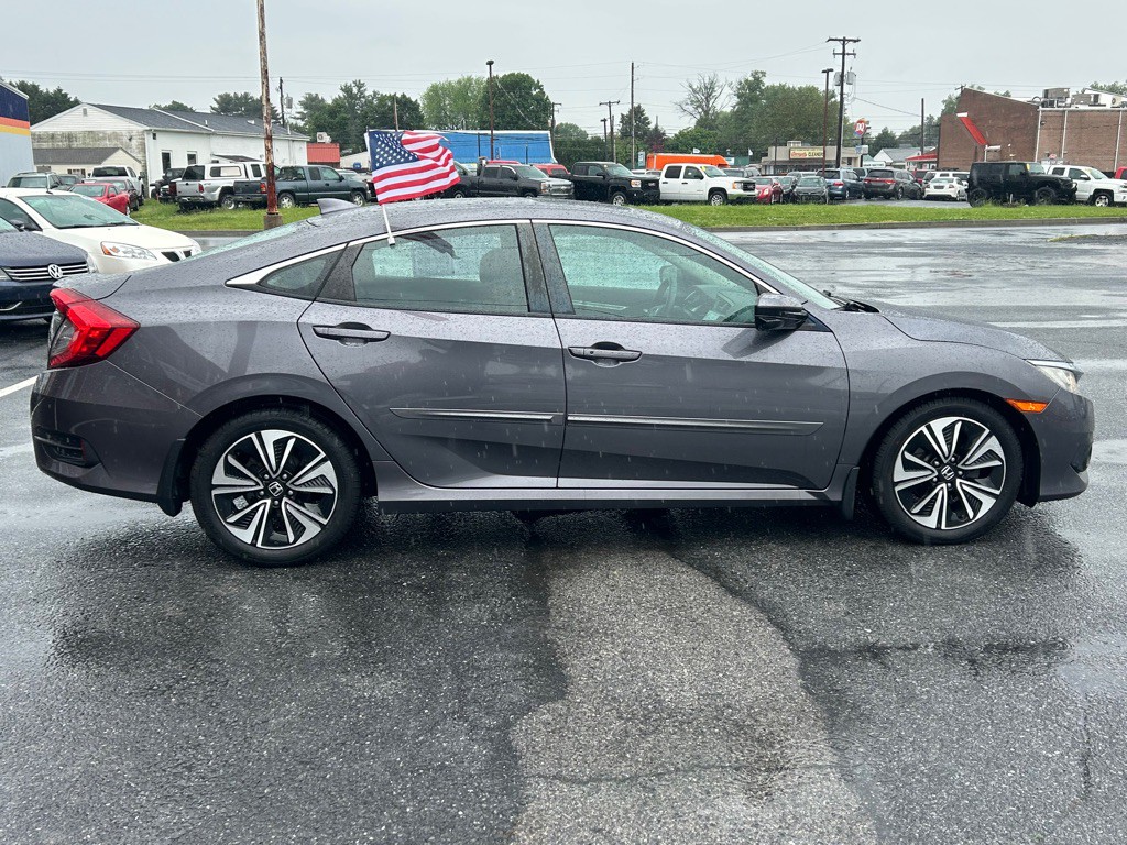 2017 Honda Civic Image 6