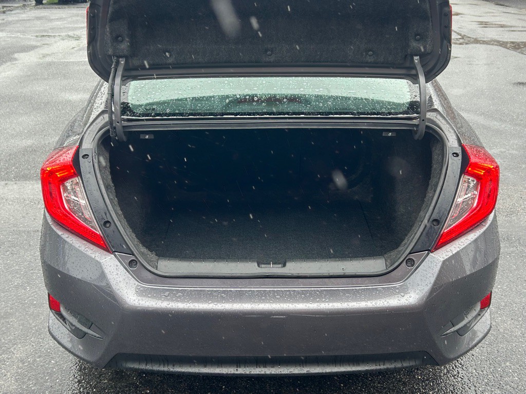 2017 Honda Civic Image 10