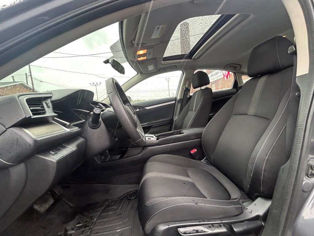 2017 Honda Civic Image 13