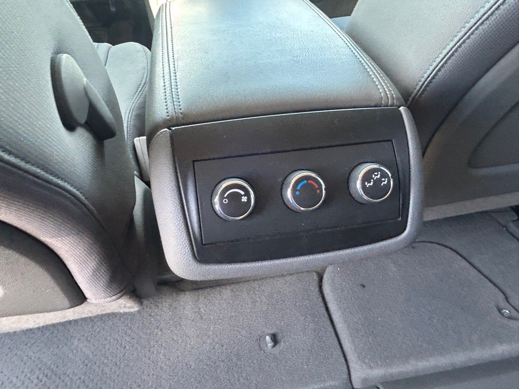 2014 Chevrolet Traverse Image 16