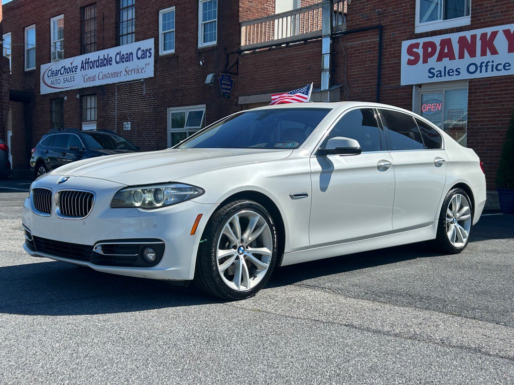 2016 BMW 5 Series Image 1