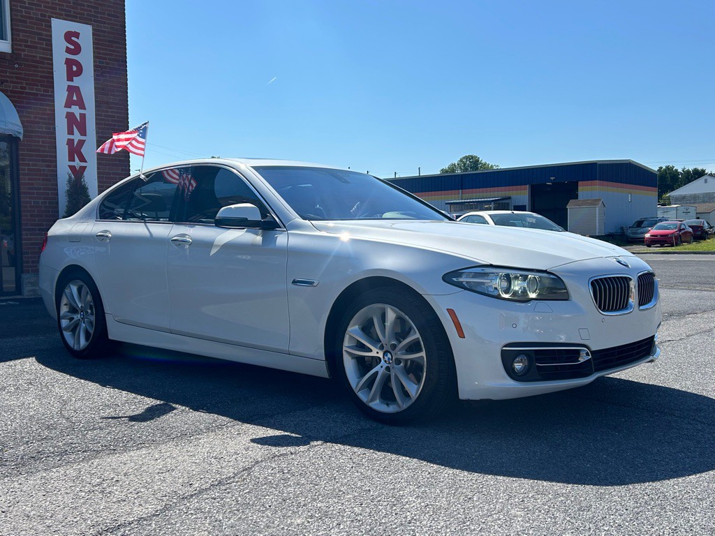 2016 BMW 5 Series Image 7