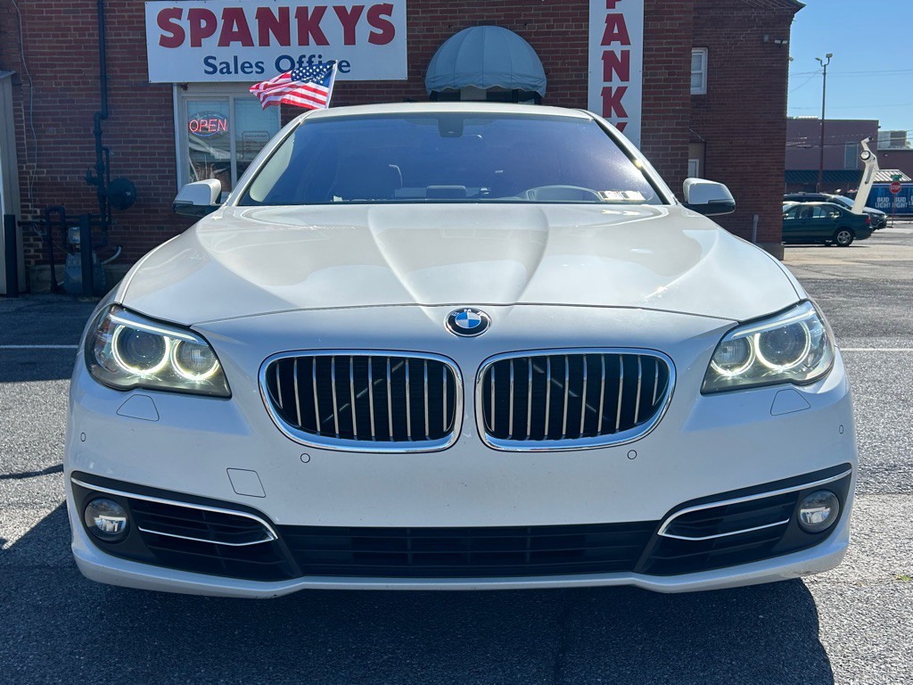 2016 BMW 5 Series Image 8