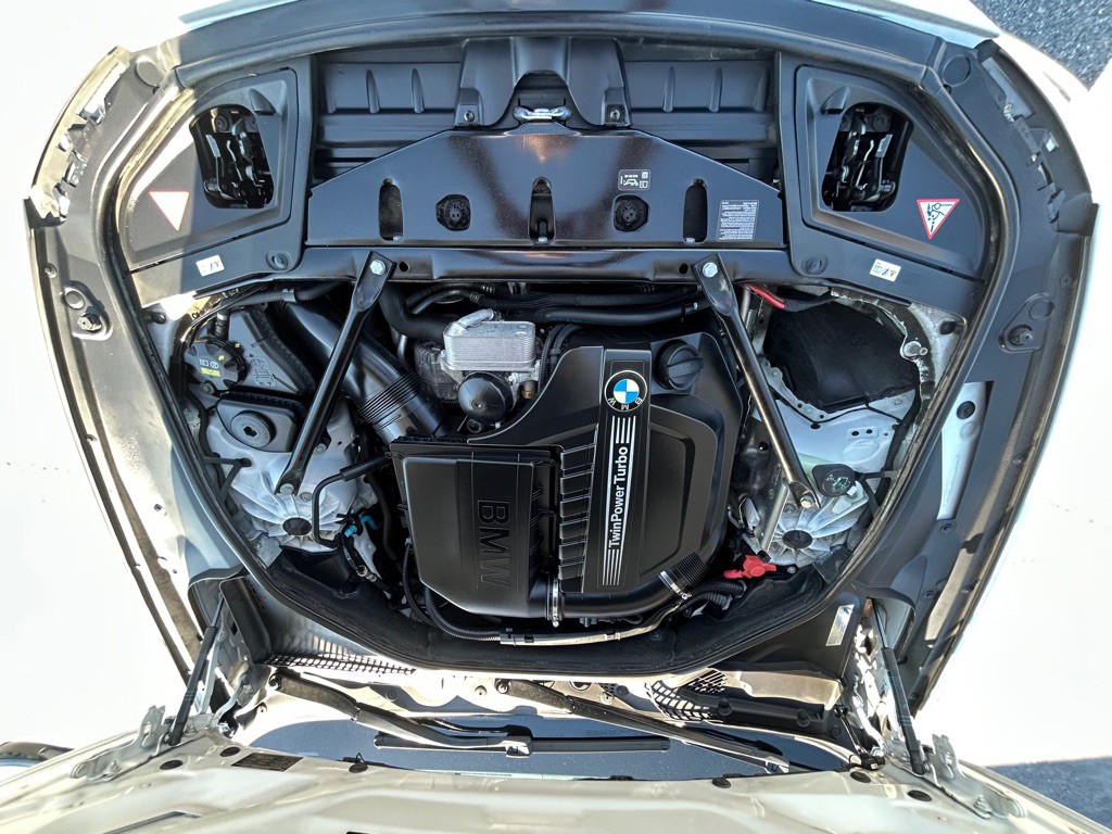 2016 BMW 5 Series Image 17