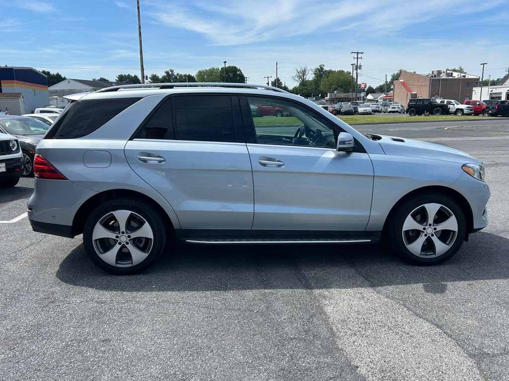 2016 Mercedes-Benz GLE-Class Image 6