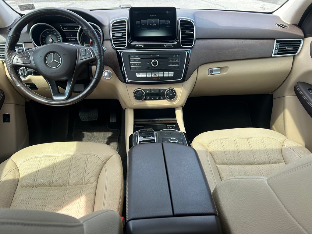2016 Mercedes-Benz GLE-Class Image 13