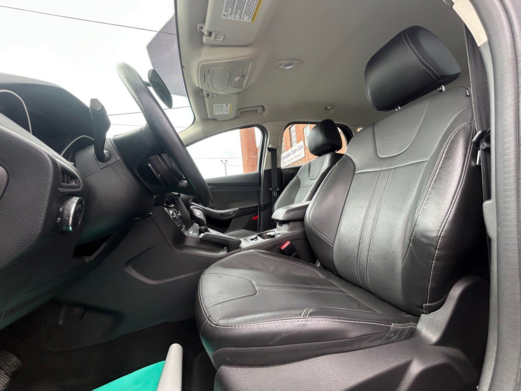 2014 Ford Focus Image 14
