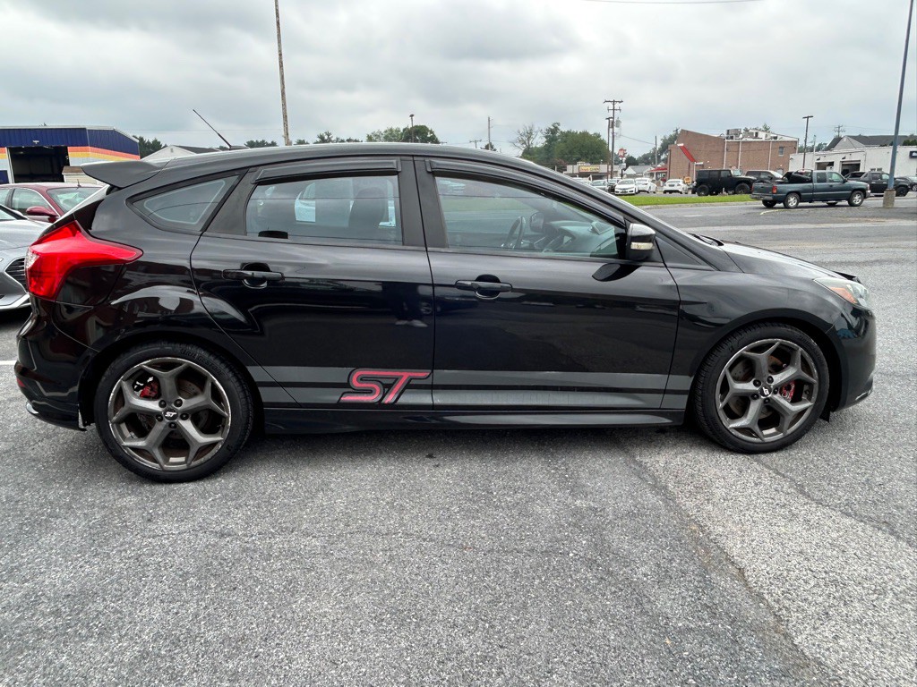 2013 Ford Focus Image 6