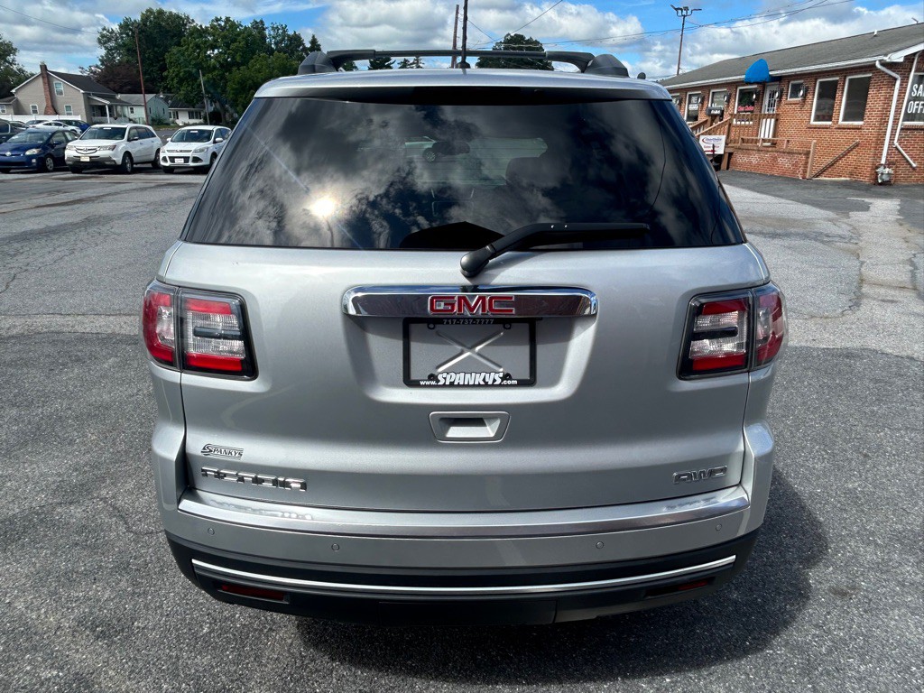 2015 GMC Acadia Image 4
