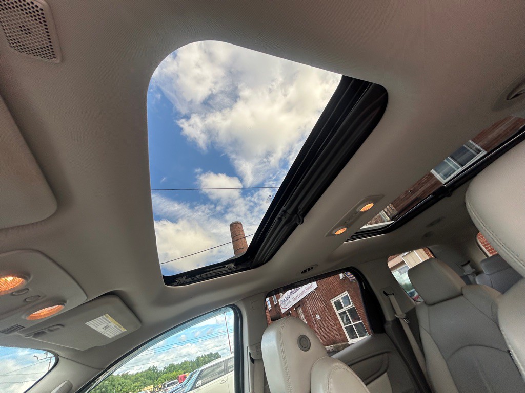 2015 GMC Acadia Image 18