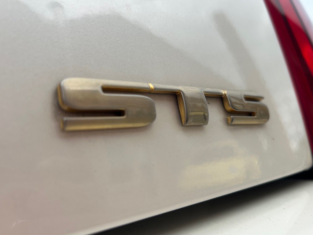 2006 Cadillac STS Image 10