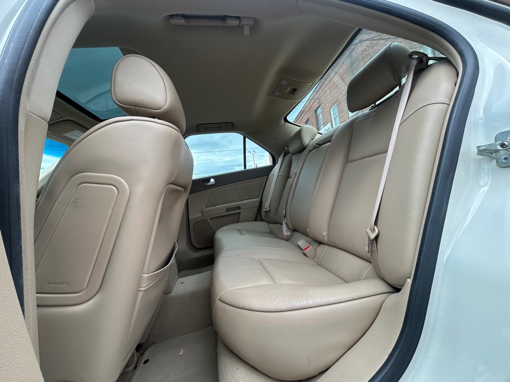 2006 Cadillac STS Image 12
