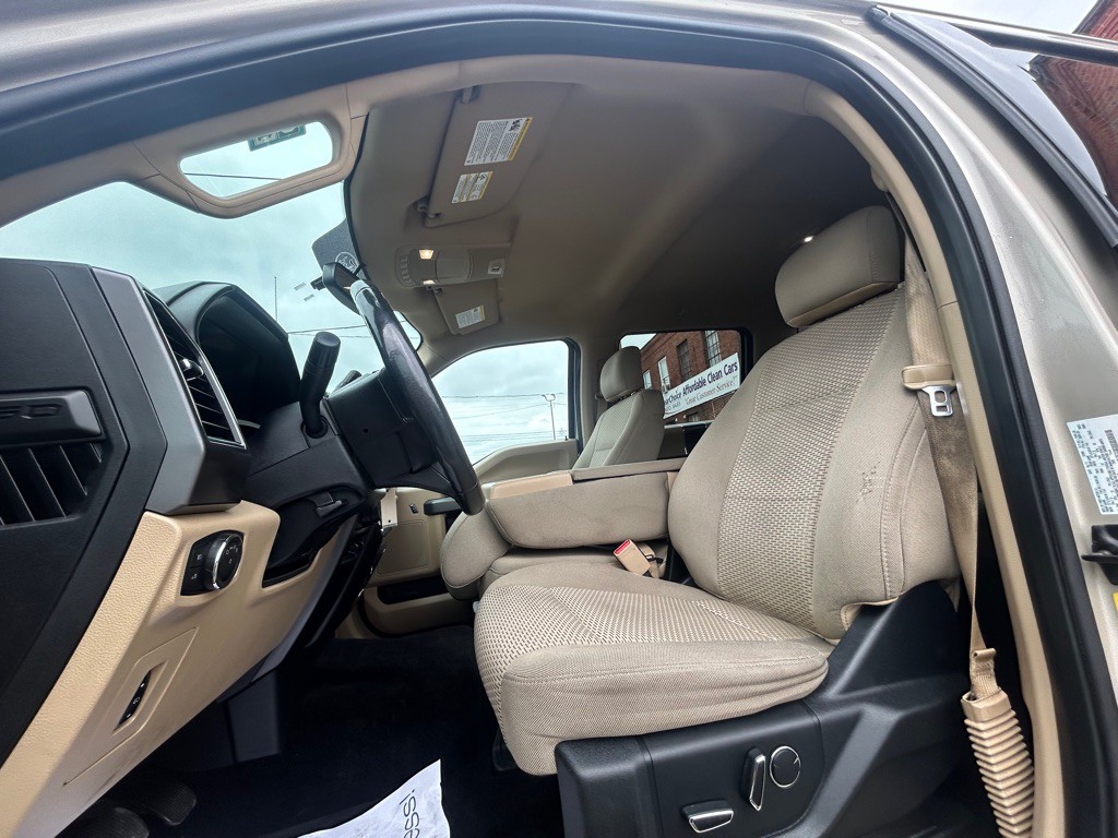 2017 Ford F-150 Image 17