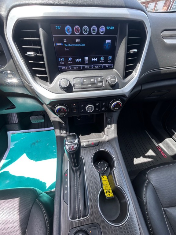 2019 GMC Acadia Image 18