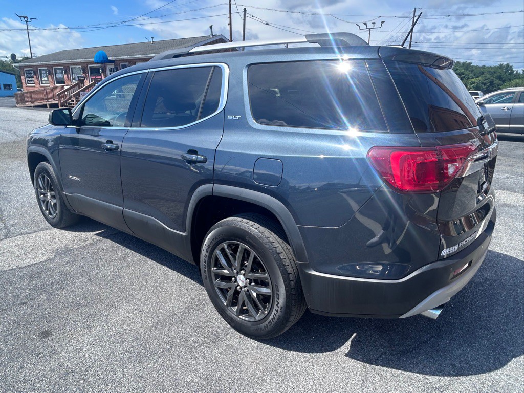 2019 GMC Acadia Image 2