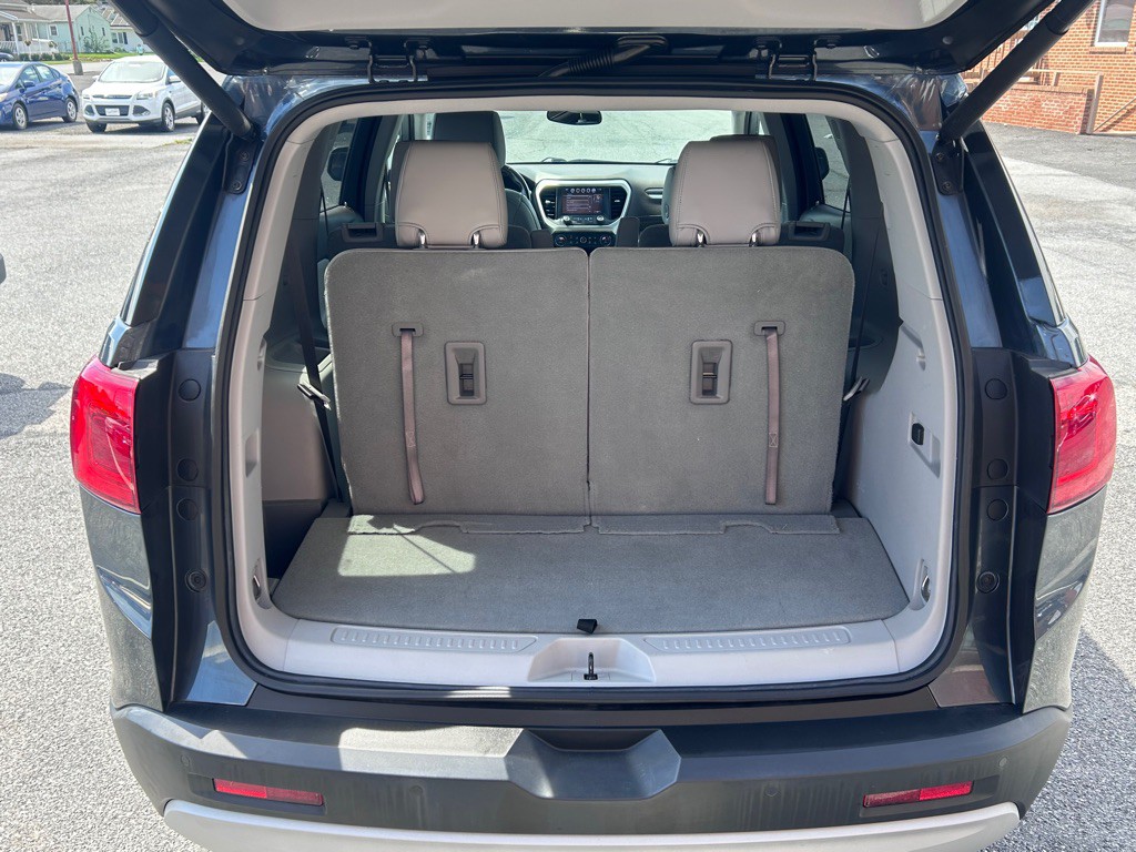 2019 GMC Acadia Image 10