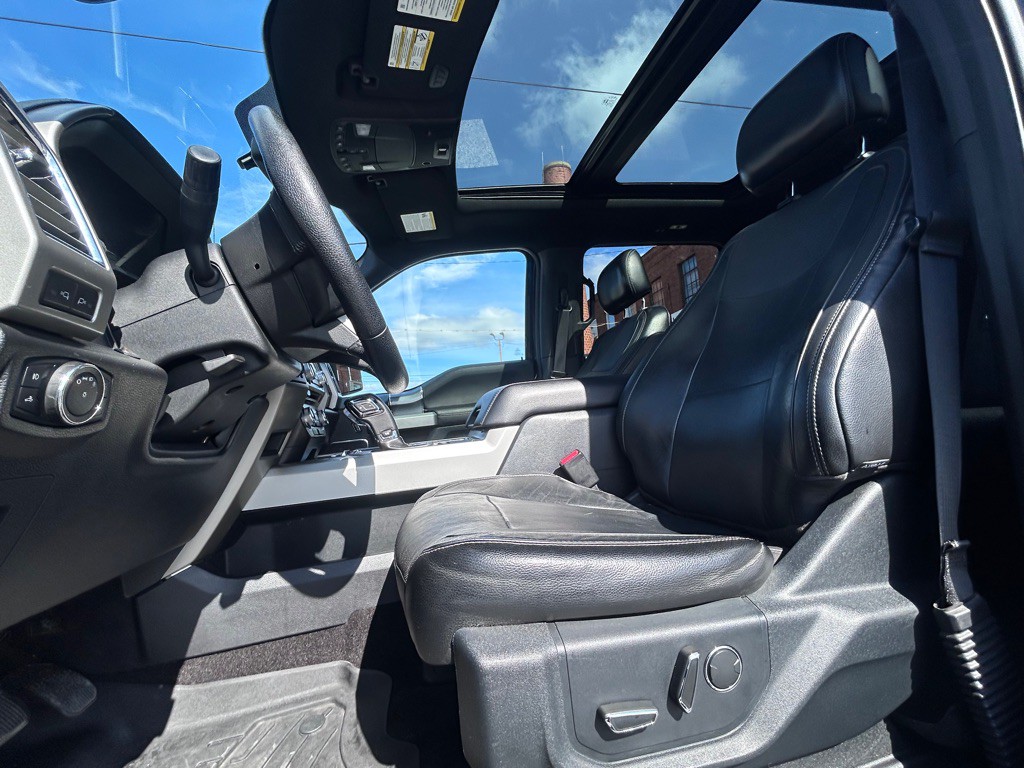 2015 Ford F-150 Image 16