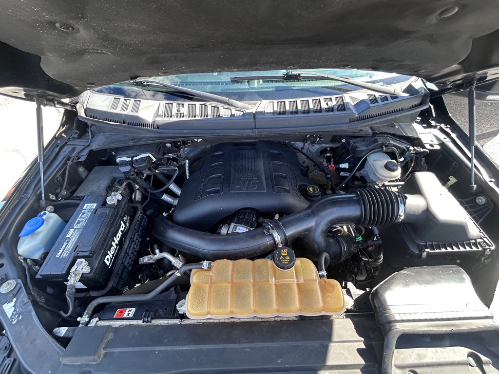 2015 Ford F-150 Image 21