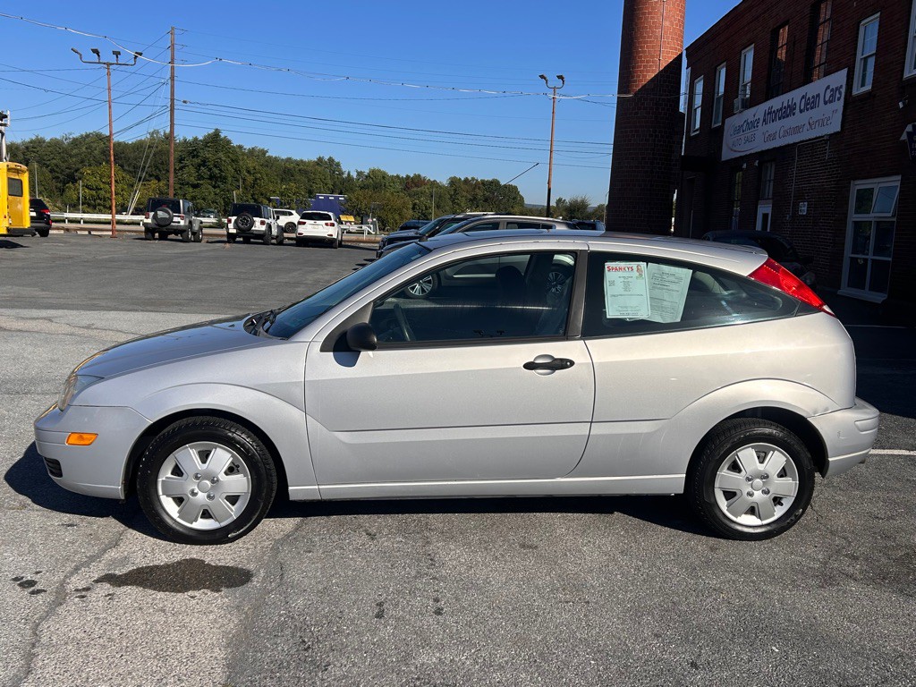 2006 Ford Focus Image 2