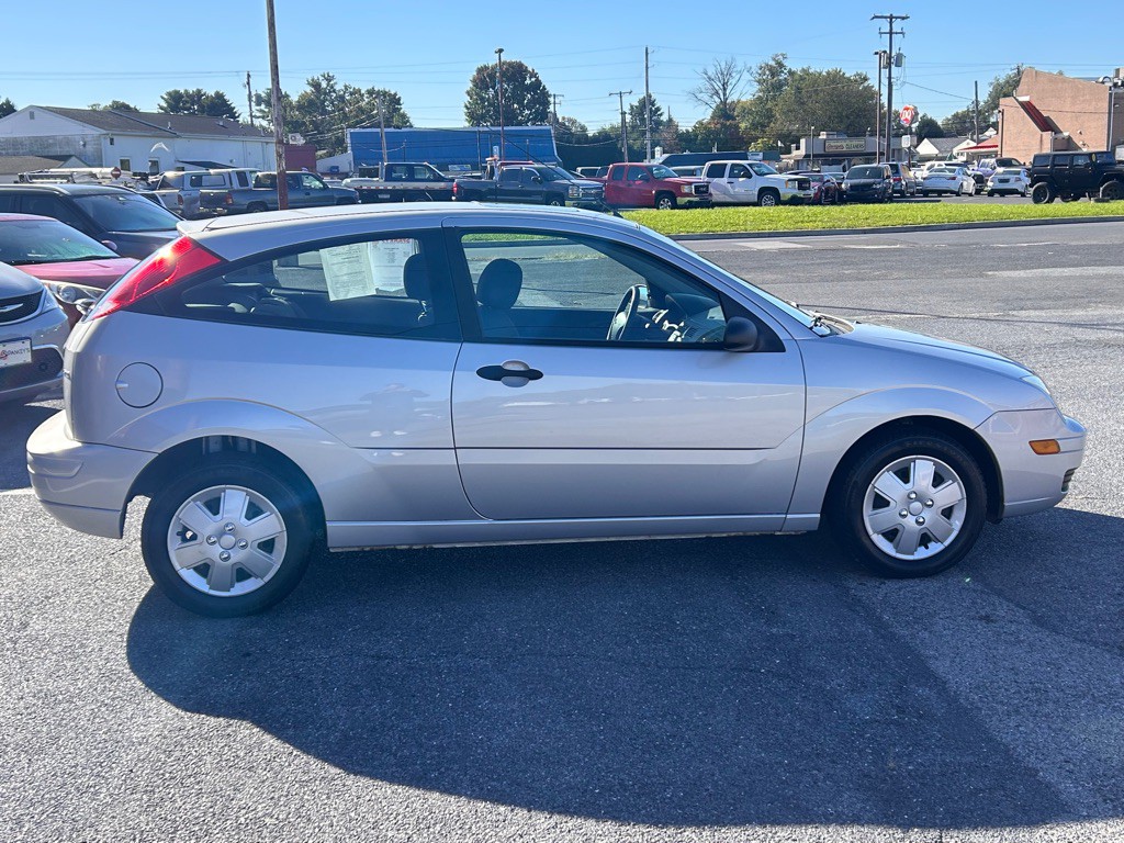 2006 Ford Focus Image 6
