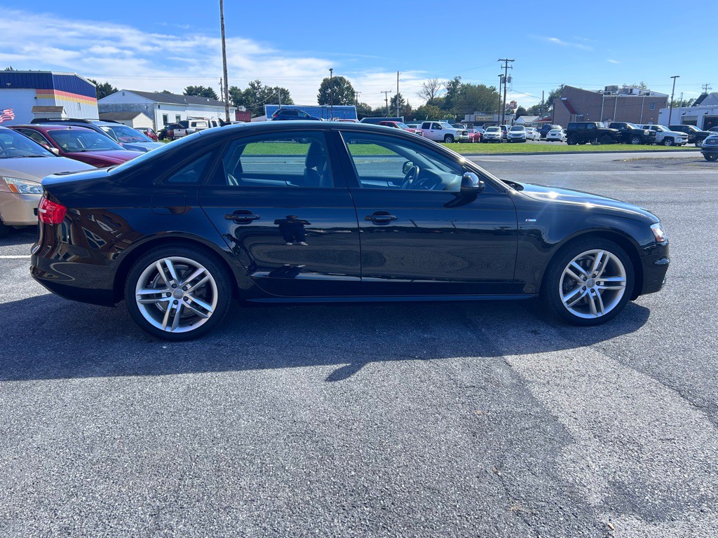 2016 Audi A4 Image 6