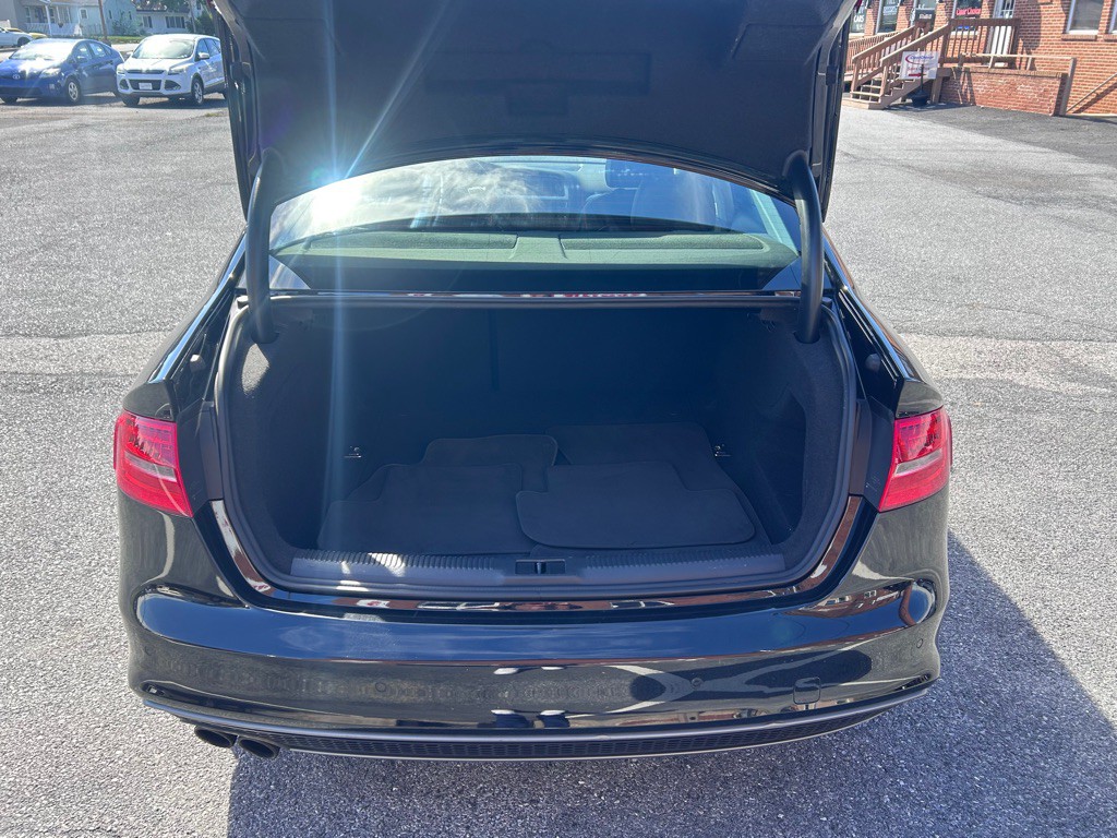 2016 Audi A4 Image 13