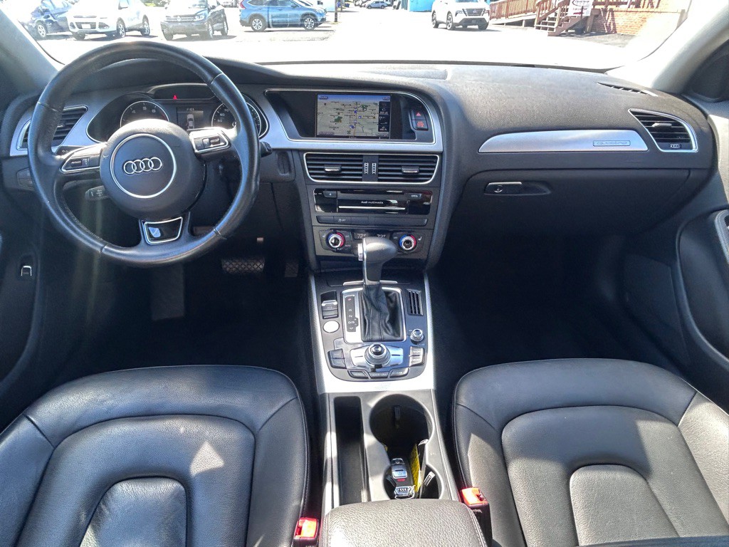 2016 Audi A4 Image 14
