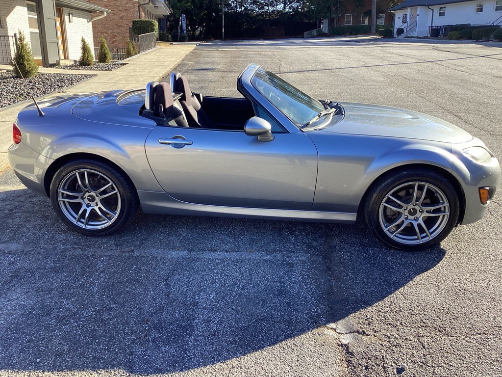 2010 Mazda MX-5 Miata Image 3