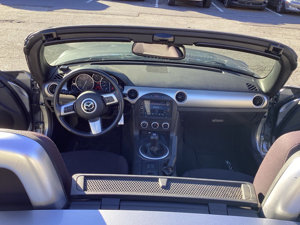2010 Mazda MX-5 Miata Image 12