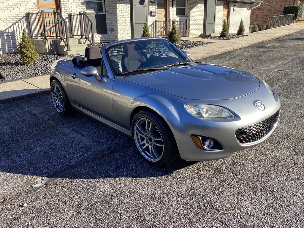 2010 Mazda MX-5 Miata Image 13