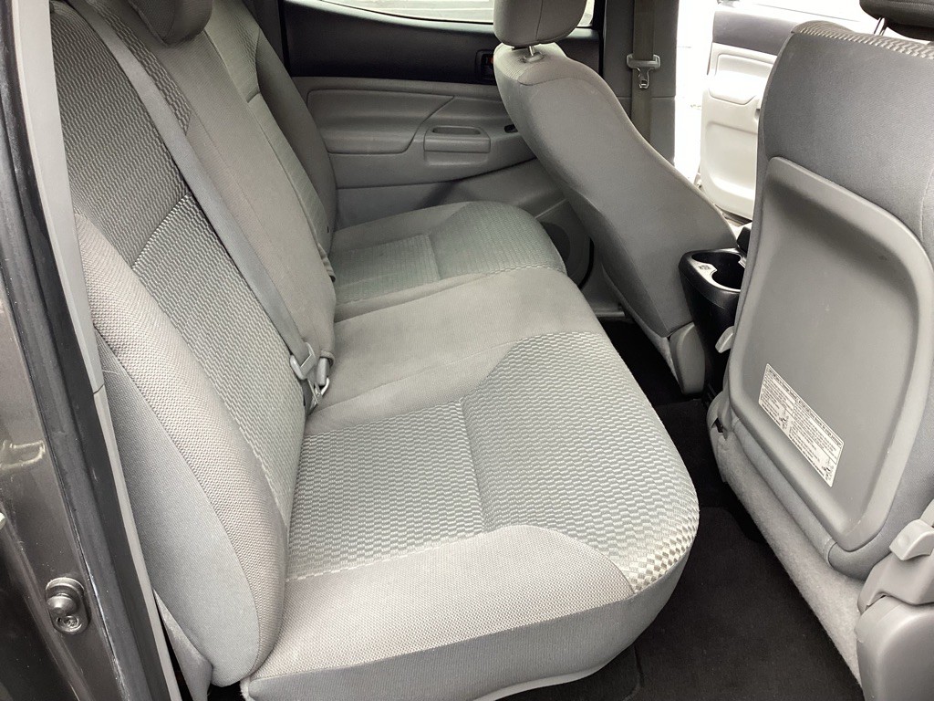 2014 Toyota Tacoma Image 13